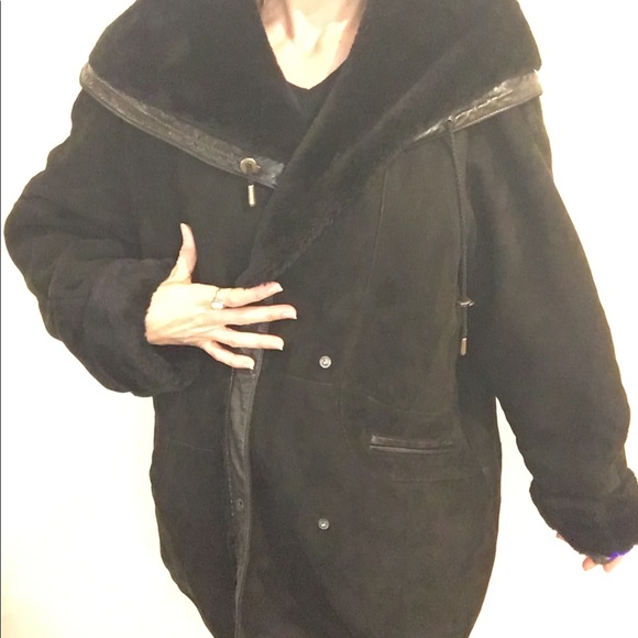Sheepskin oversize winter coat. Paris Vintage - Picture 6 of 9